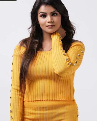 Anushka Delhi